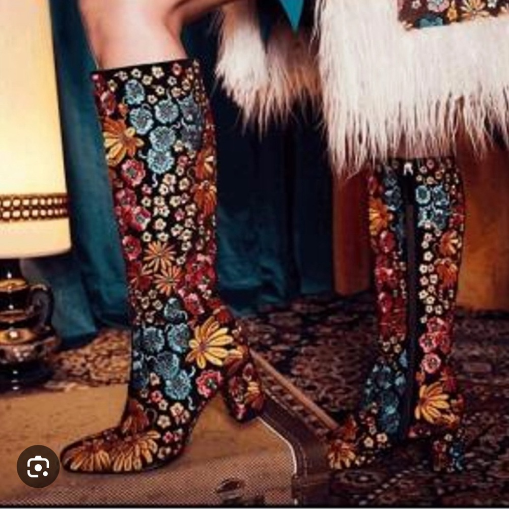 ISO - Hippie Shake Embroidered boots - Size 8 US (NOT FOR SALE!) - Picture 2 of 2